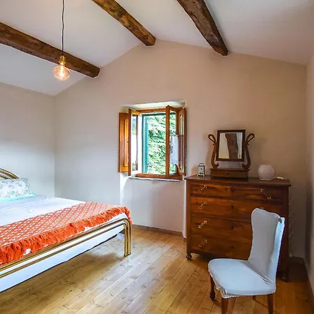Nyaraló 3 Bedroom Pet Friendly In Barga