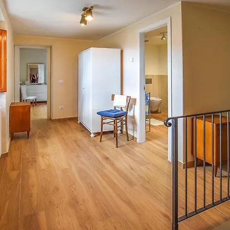Feriehus Stunning In With Kitchen *