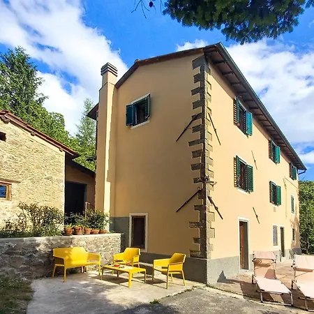 Stunning In With Kitchen Holiday home *